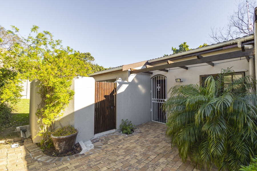 To Let 3 Bedroom Property for Rent in Helena Heights Western Cape